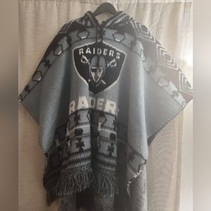 Raiders Poncho: Made in Ecuador, Size L, Black & White.
